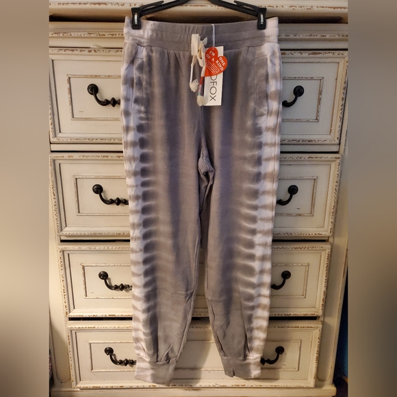 Wildfox the Greys Jane joggers size medium brand new - Picture 4 of 6